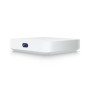 Router Ubiquiti UCG-MAX, 4 x LAN, 1 x WAN, 10/100/1000/2500 Mbps, 5 x RJ-45, procesor Quad-core ARM Cortex-A53 1.5 GHz, Memorie 